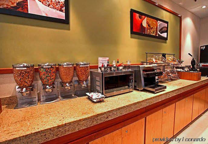 Fairfield Inn & Suites By Marriott Belleville Exteriör bild
